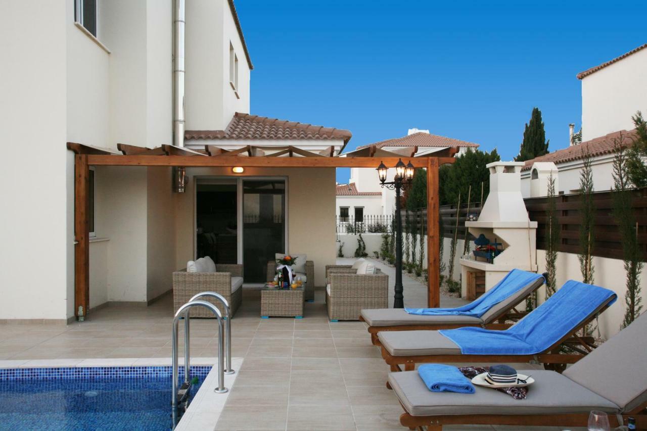 Villa Carmel ไอยานาปา ภายนอก รูปภาพ
